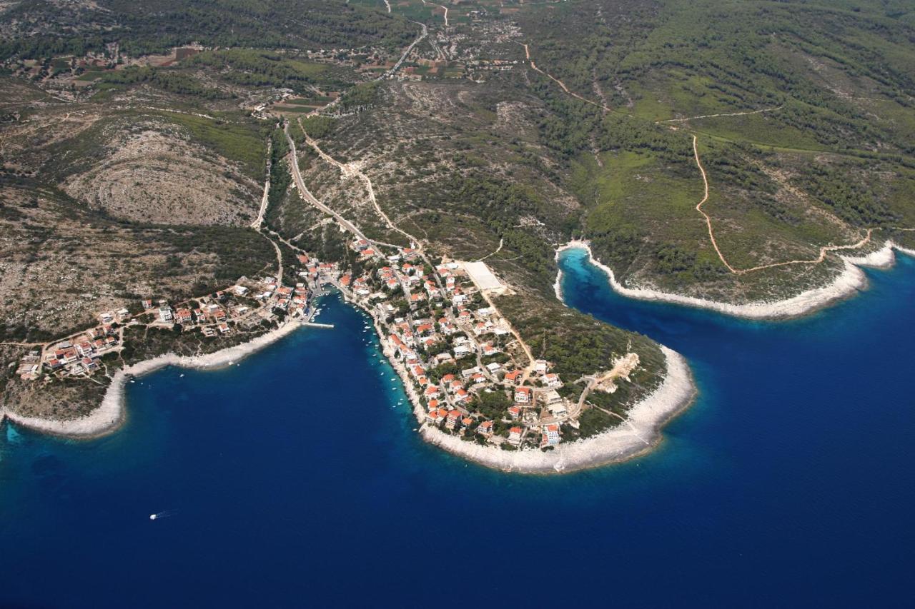 Apartments By The Sea Zavalatica, Korcula - 189 Екстер'єр фото