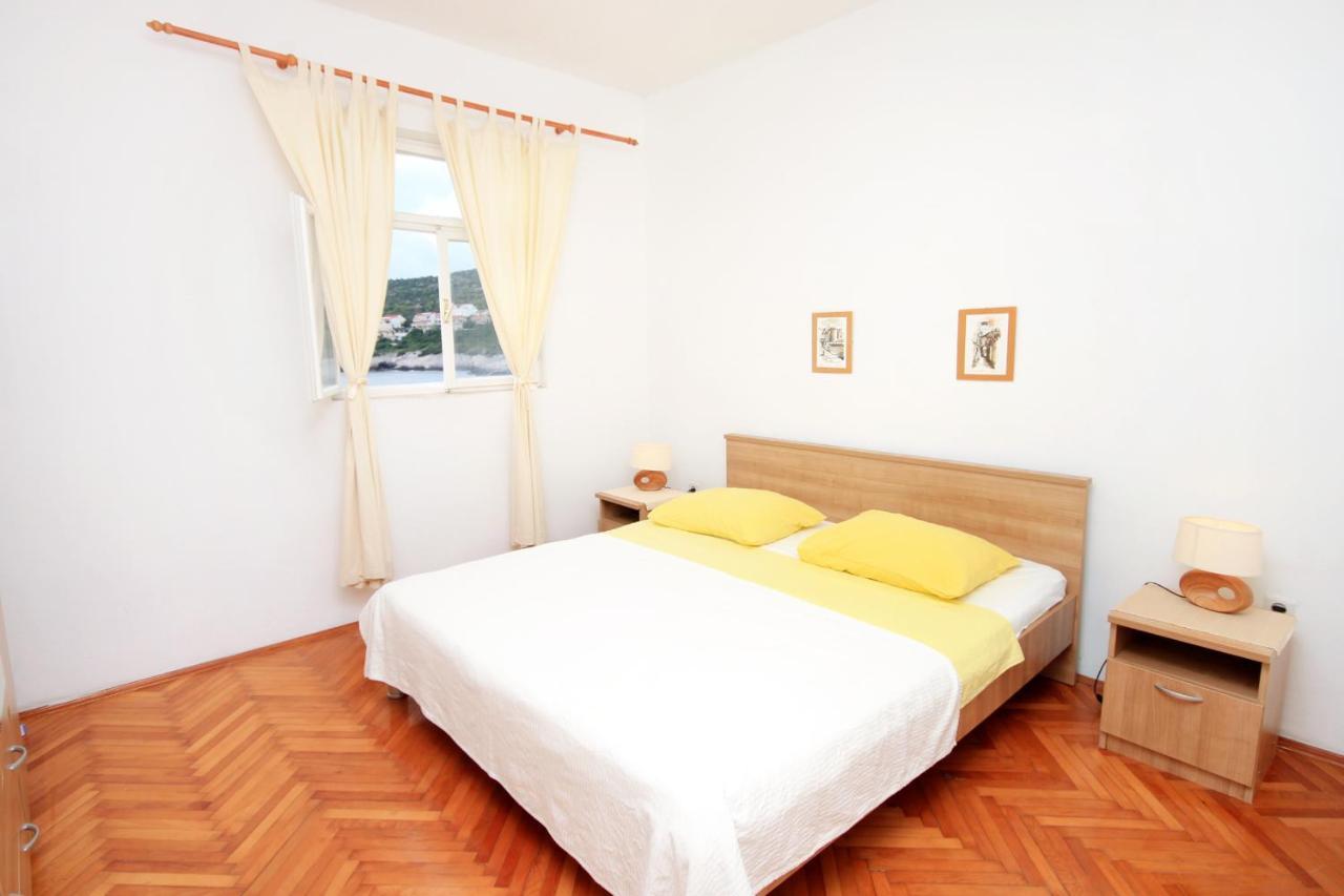 Apartments By The Sea Zavalatica, Korcula - 189 Екстер'єр фото
