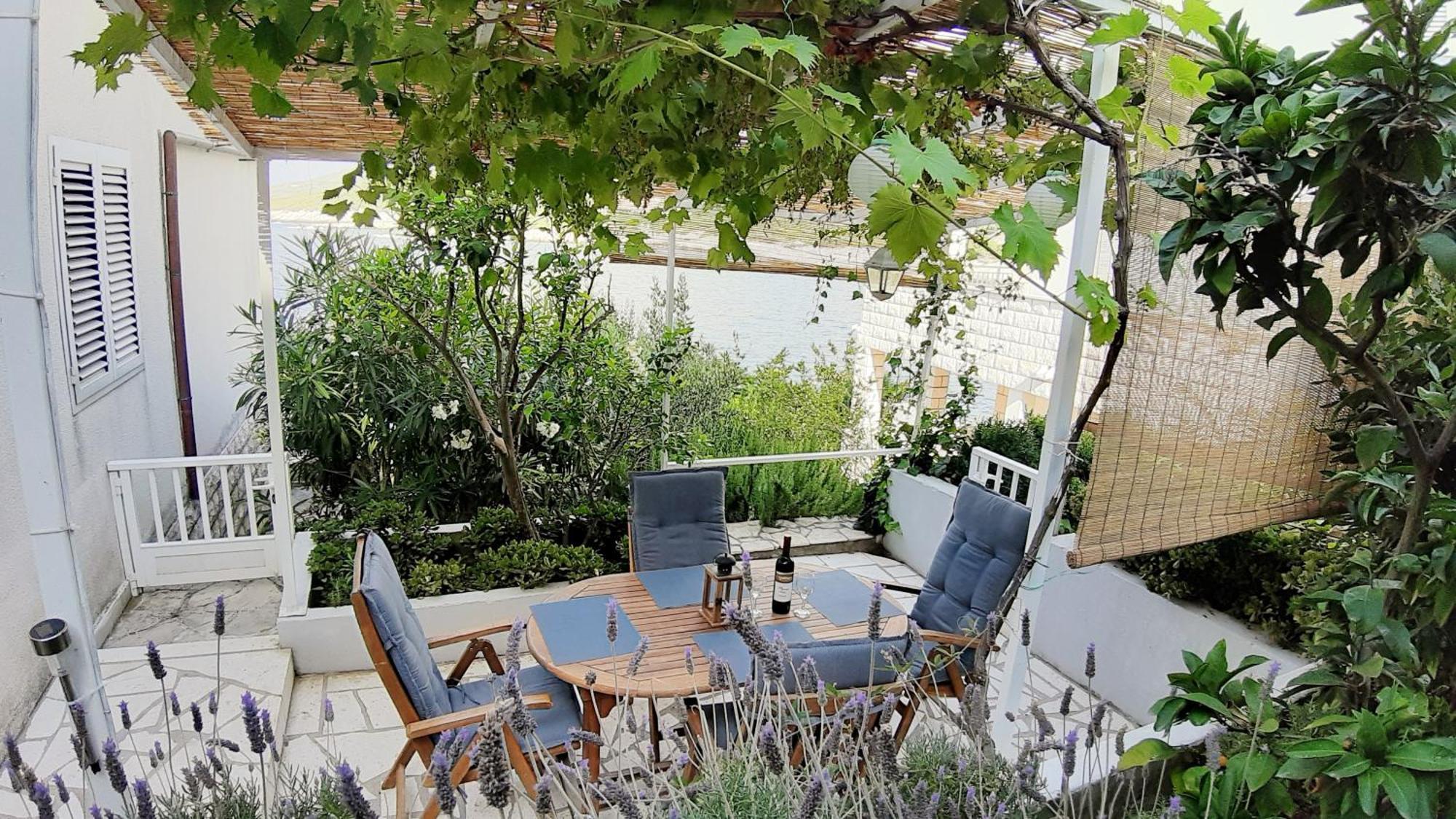 Apartments By The Sea Zavalatica, Korcula - 189 Екстер'єр фото